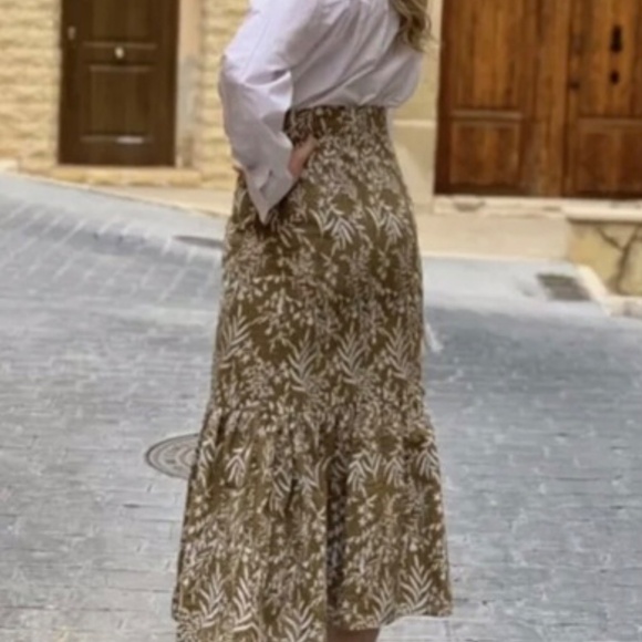 Jupe Midi Zara - Picture 2 of 6